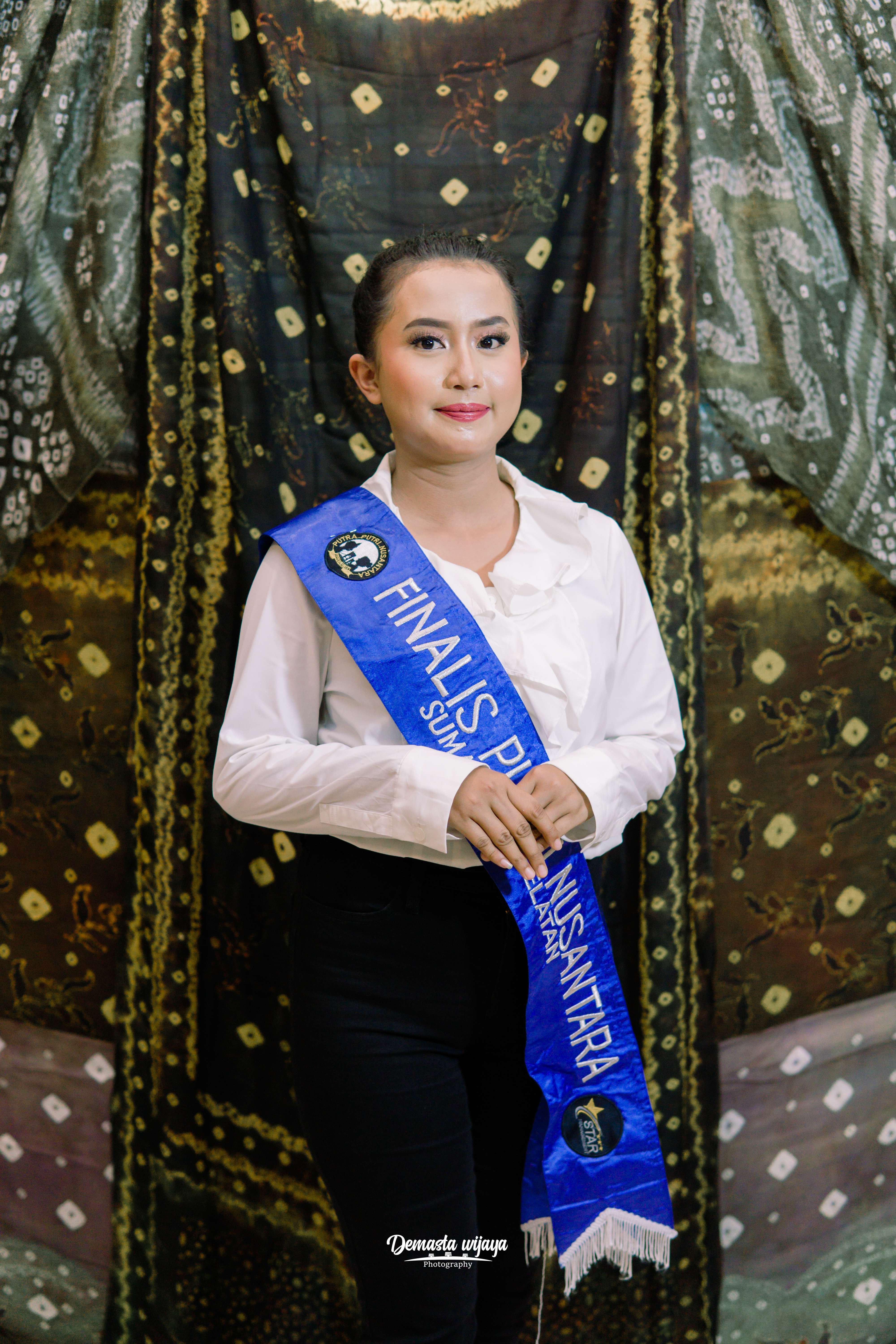 ANGGREK DARA AYU